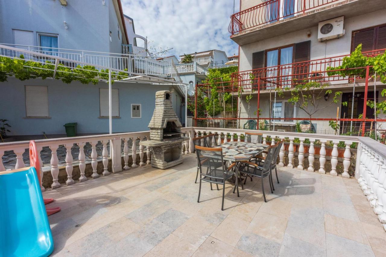 Apartments Mirela Crikvenica Luaran gambar