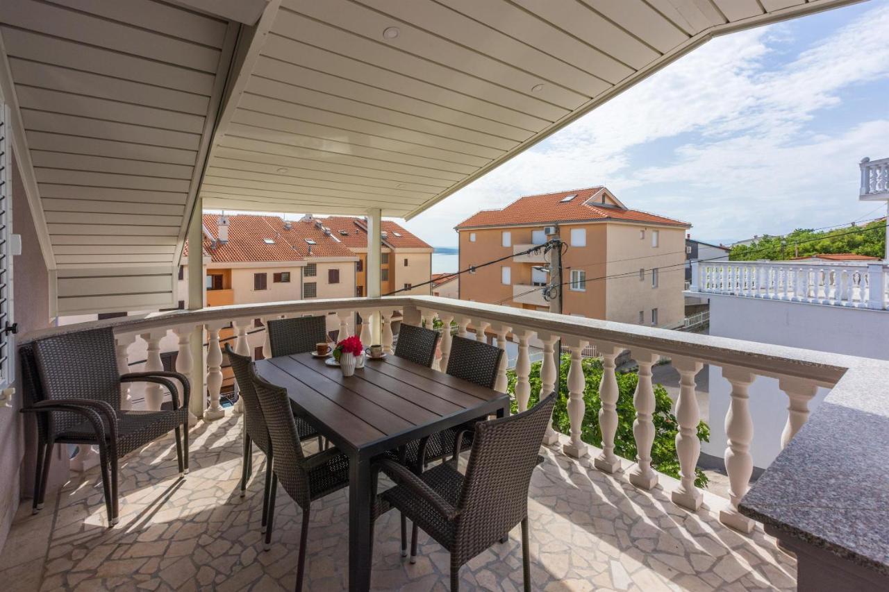 Apartments Mirela Crikvenica Luaran gambar