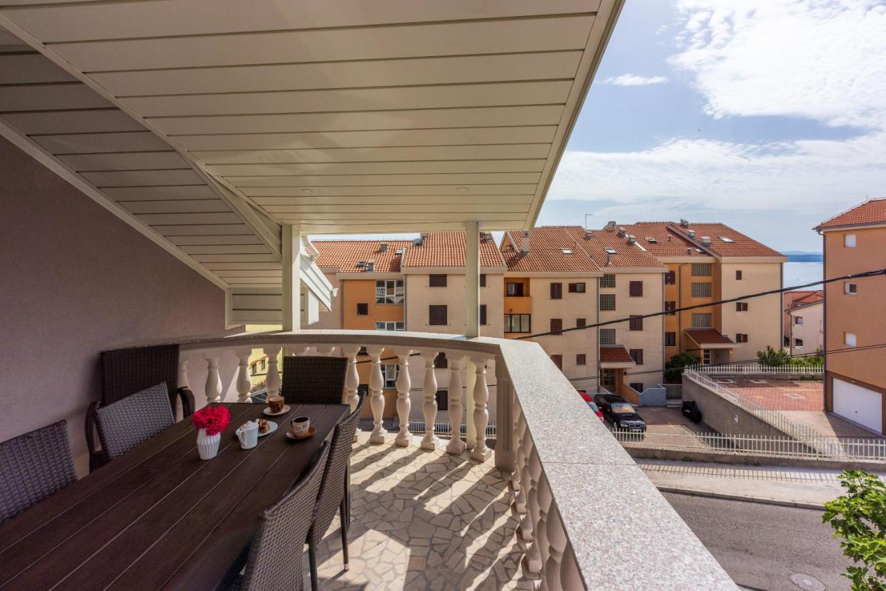 Apartments Mirela Crikvenica Luaran gambar